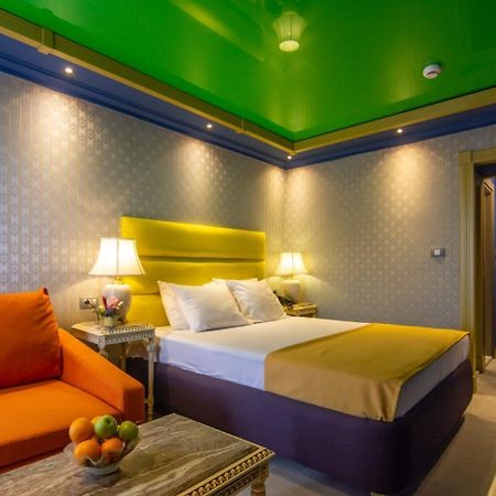 Hotel Craiova By Phoenicia Blue View โอลิมป์ ภายนอก รูปภาพ